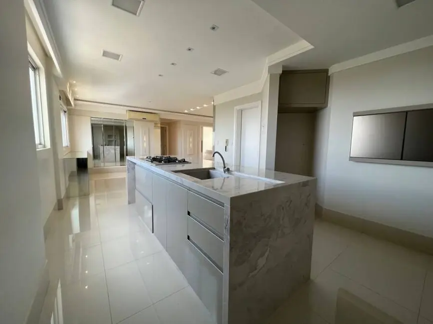 Foto 9 de Apartamento com 3 quartos à venda, 171m2 em Centro, Cascavel - PR