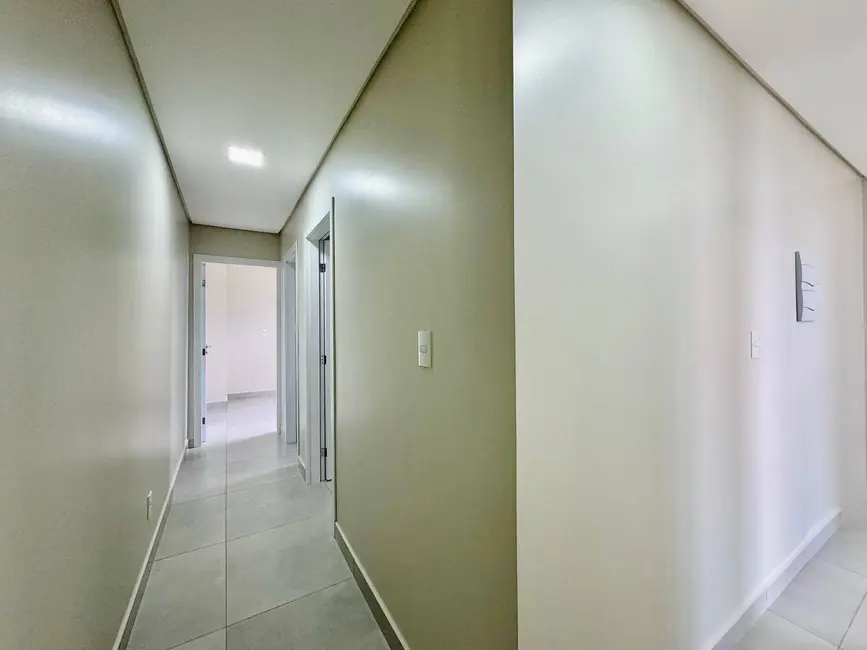 Foto 8 de Sobrado com 3 quartos à venda, 105m2 em Esmeralda, Cascavel - PR