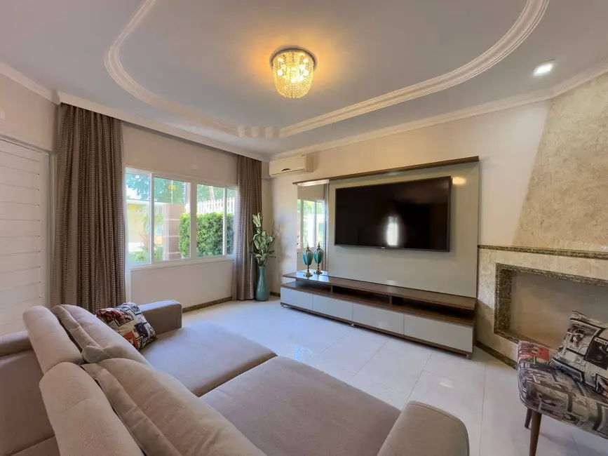 Foto 4 de Sobrado com 4 quartos à venda, 199m2 em Recanto Tropical, Cascavel - PR