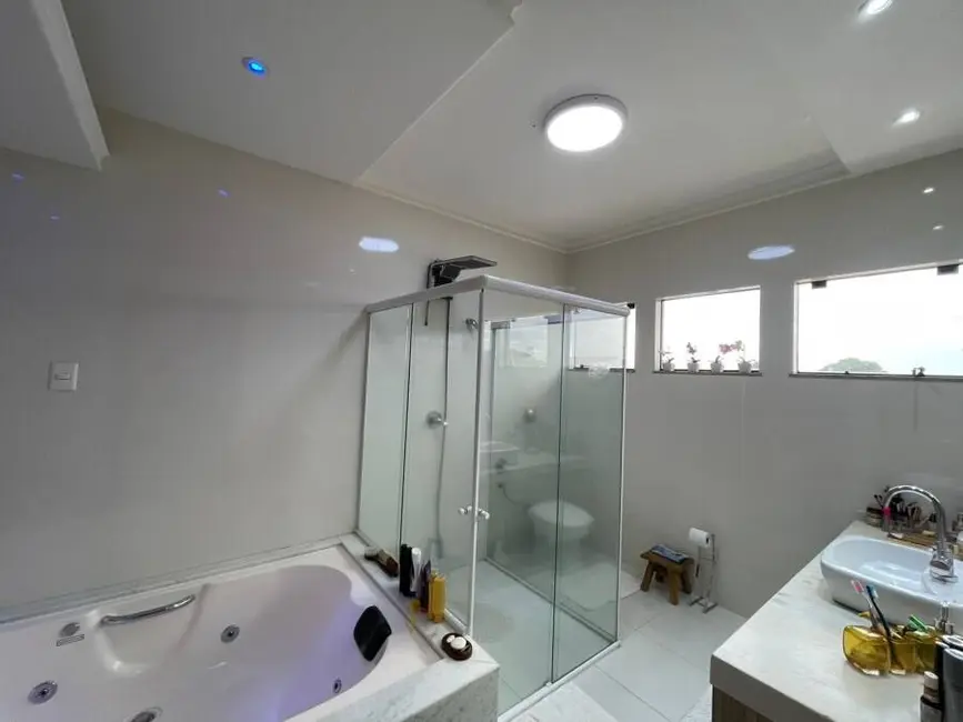 Foto 8 de Sobrado com 5 quartos à venda, 733m2 em Cancelli, Cascavel - PR