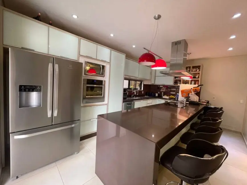 Foto 4 de Sobrado com 5 quartos à venda, 733m2 em Cancelli, Cascavel - PR