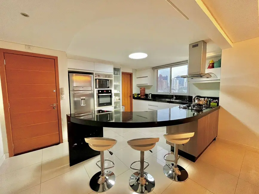 Foto 7 de Apartamento com 3 quartos à venda, 110m2 em Centro, Cascavel - PR