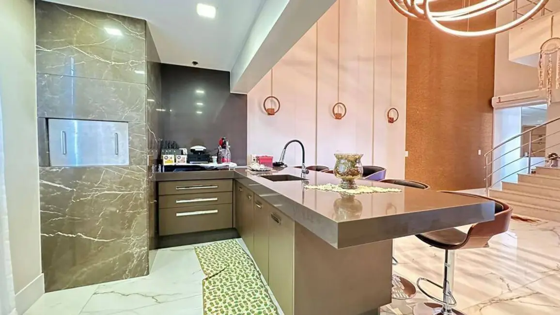 Foto 9 de Apartamento com 3 quartos à venda, 219m2 em Centro, Cascavel - PR