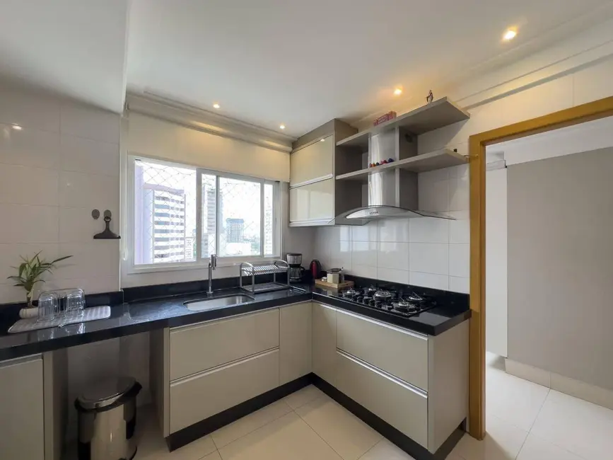 Foto 8 de Apartamento com 3 quartos à venda, 127m2 em Centro, Cascavel - PR