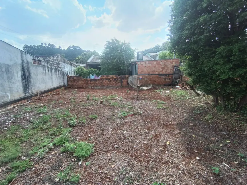 Foto 1 de Terreno / Lote à venda, 264m2 em Guarujá, Cascavel - PR