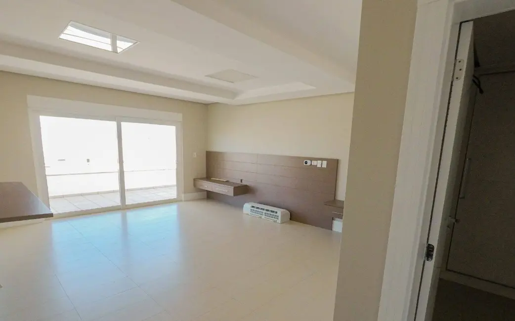 Foto 9 de Sobrado com 4 quartos à venda, 1007m2 em Country, Cascavel - PR