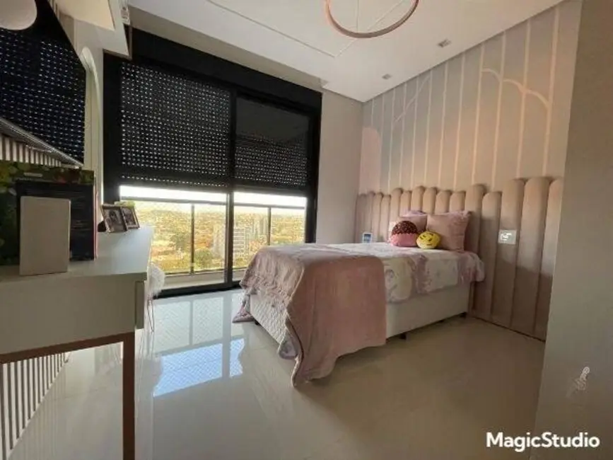 Foto 3 de Apartamento com 5 quartos à venda, 517m2 em Centro, Cascavel - PR