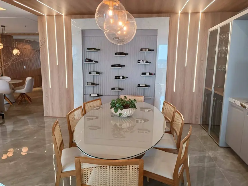 Foto 6 de Apartamento com 5 quartos à venda, 517m2 em Centro, Cascavel - PR