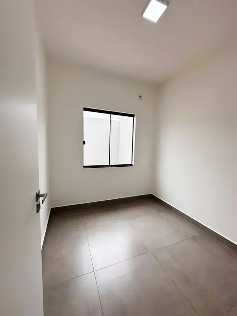 Foto 4 de Casa com 3 quartos à venda, 125m2 em Esmeralda, Cascavel - PR