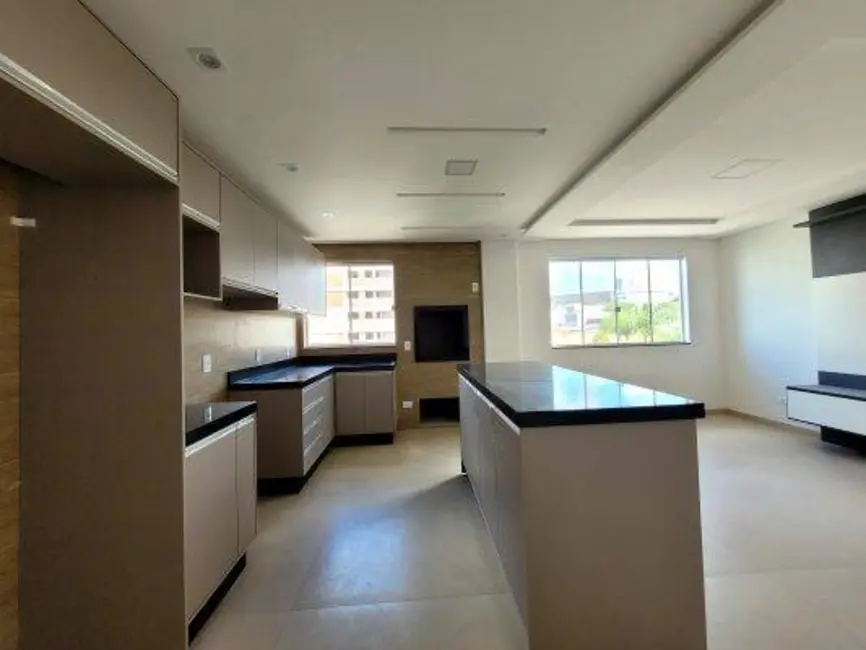 Foto 2 de Apartamento com 2 quartos à venda, 89m2 em Centro, Cascavel - PR