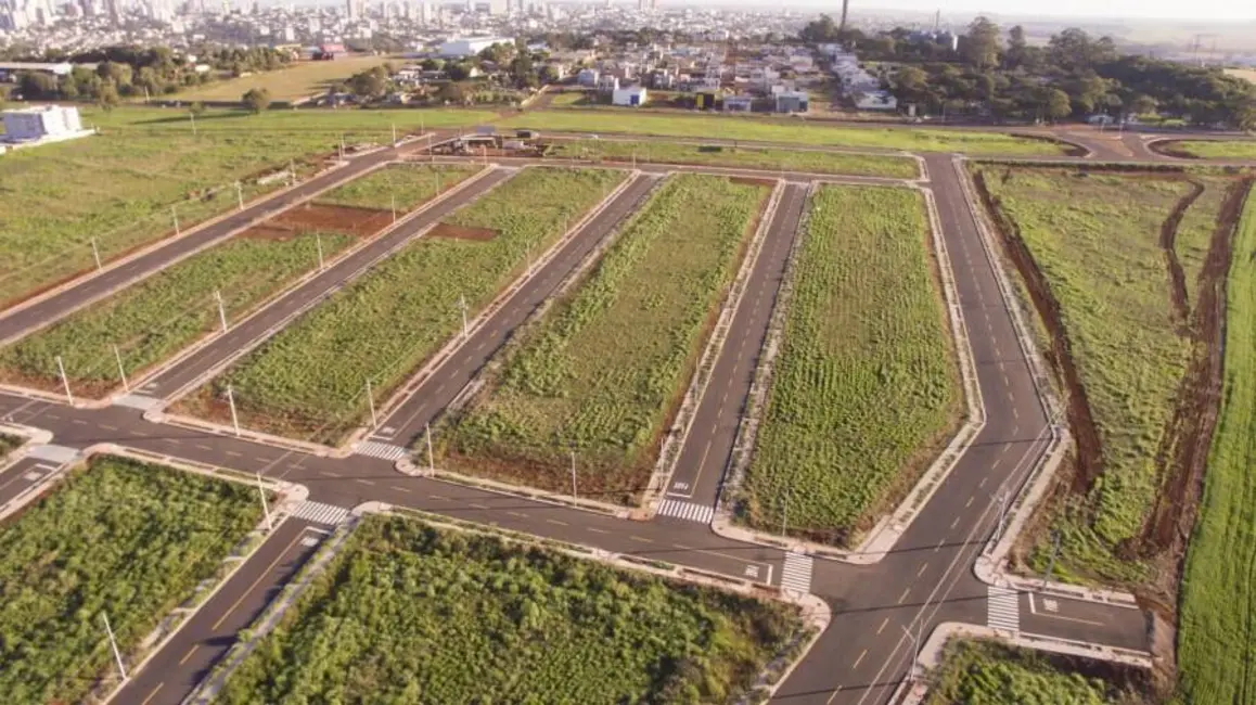Terreno / Lote à venda, 200m2 em Brazmadeira, Cascavel - PR - imagem 4 Foto 4 de Terreno / Lote à venda, 200m2 em Brazmadeira, Cascavel - PR