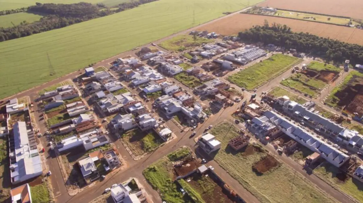 Foto 4 de Terreno / Lote à venda, 200m2 em Santos Dumont, Cascavel - PR