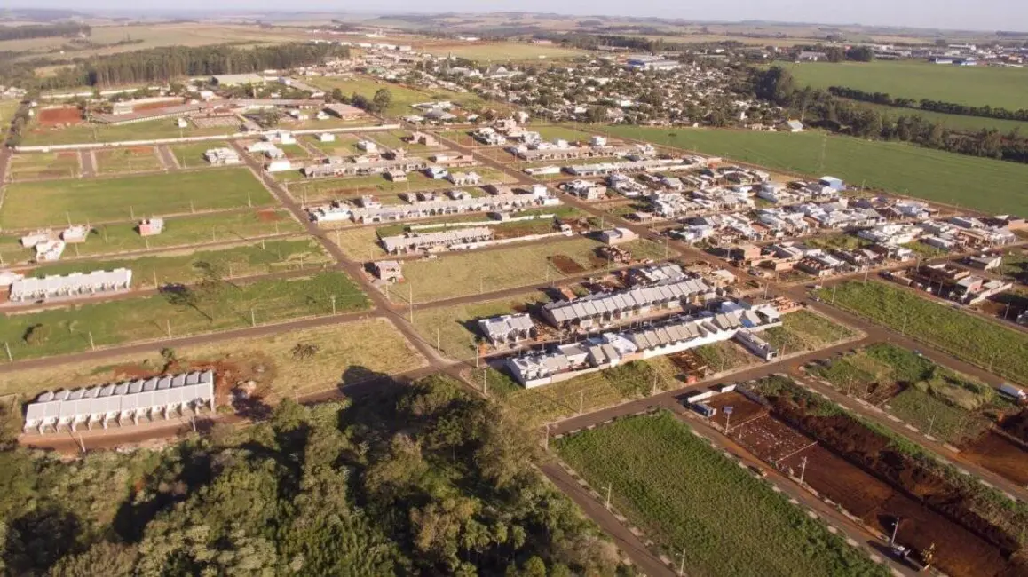 Foto 2 de Terreno / Lote à venda, 200m2 em Santos Dumont, Cascavel - PR