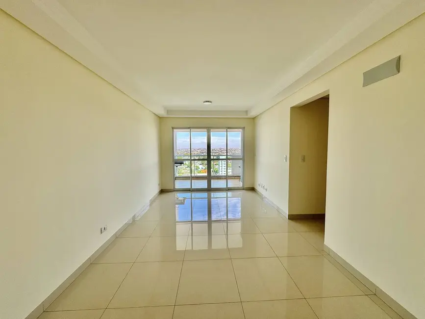 Apartamento com 3 quartos à venda, 94m2 em Pacaembu, Cascavel - PR - imagem 6 Foto 6 de Apartamento com 3 quartos à venda, 94m2 em Pacaembu, Cascavel - PR