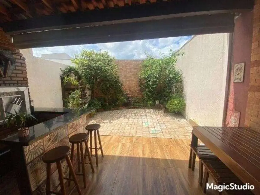 Foto 7 de Sobrado com 3 quartos à venda, 129m2 em Parque Verde, Cascavel - PR