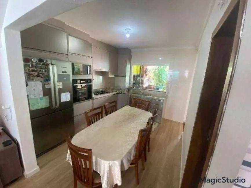 Foto 2 de Sobrado com 3 quartos à venda, 129m2 em Parque Verde, Cascavel - PR