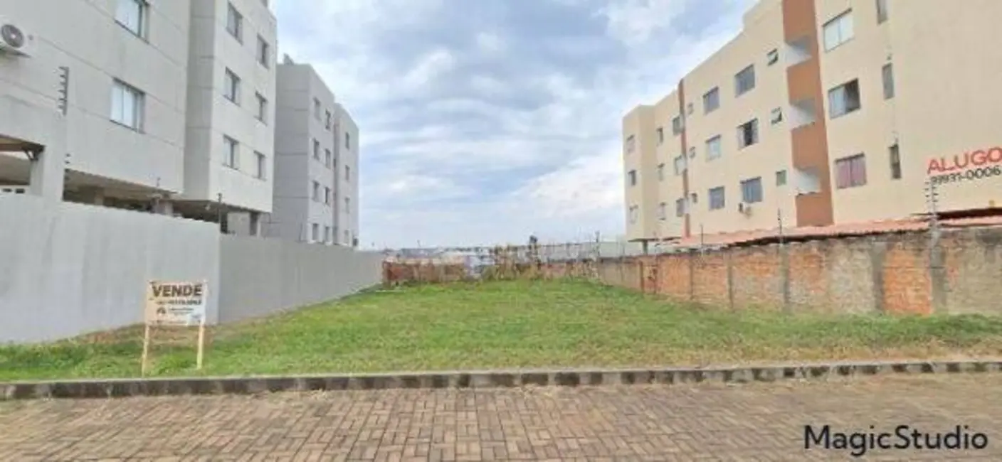 Foto 1 de Terreno / Lote à venda, 740m2 em FAG, Cascavel - PR