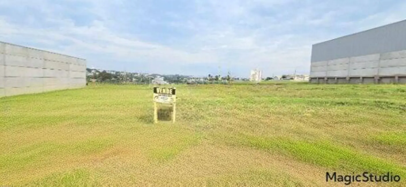 Foto 1 de Terreno / Lote à venda, 455m2 em FAG, Cascavel - PR