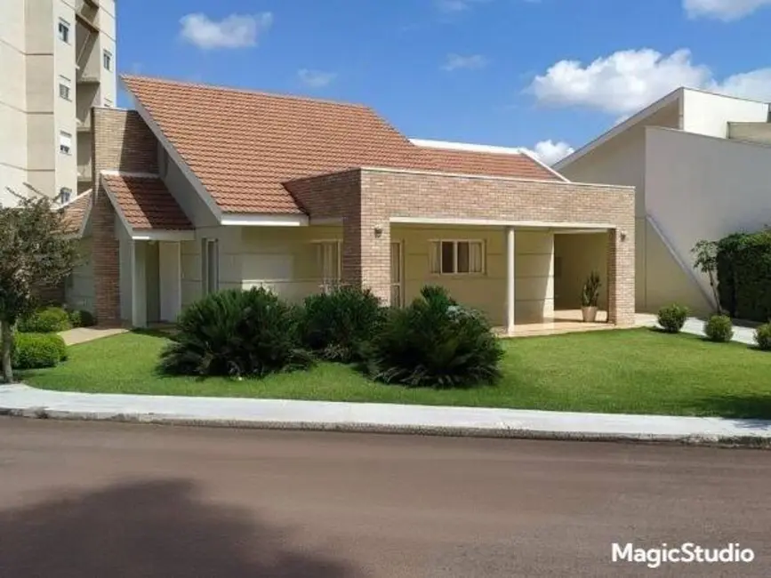 Foto 2 de Casa de Condomínio com 3 quartos à venda, 600m2 em Country, Cascavel - PR