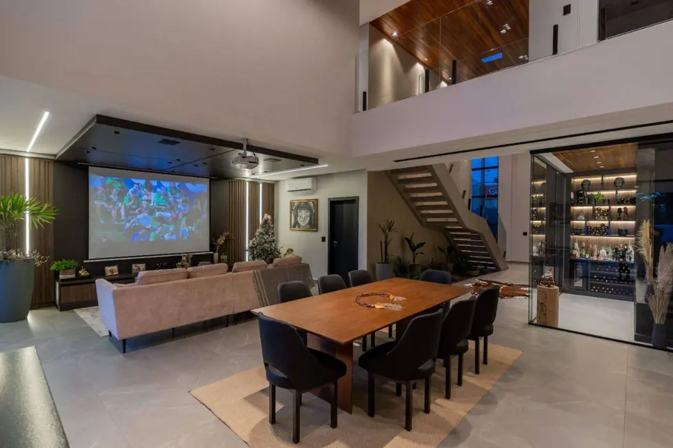 Foto 5 de Sobrado com 3 quartos à venda, 750m2 em Canadá, Cascavel - PR