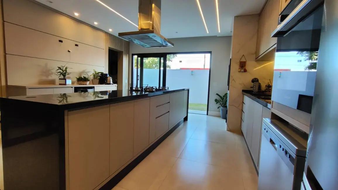 Foto 9 de Casa de Condomínio com 3 quartos à venda, 190m2 em FAG, Cascavel - PR