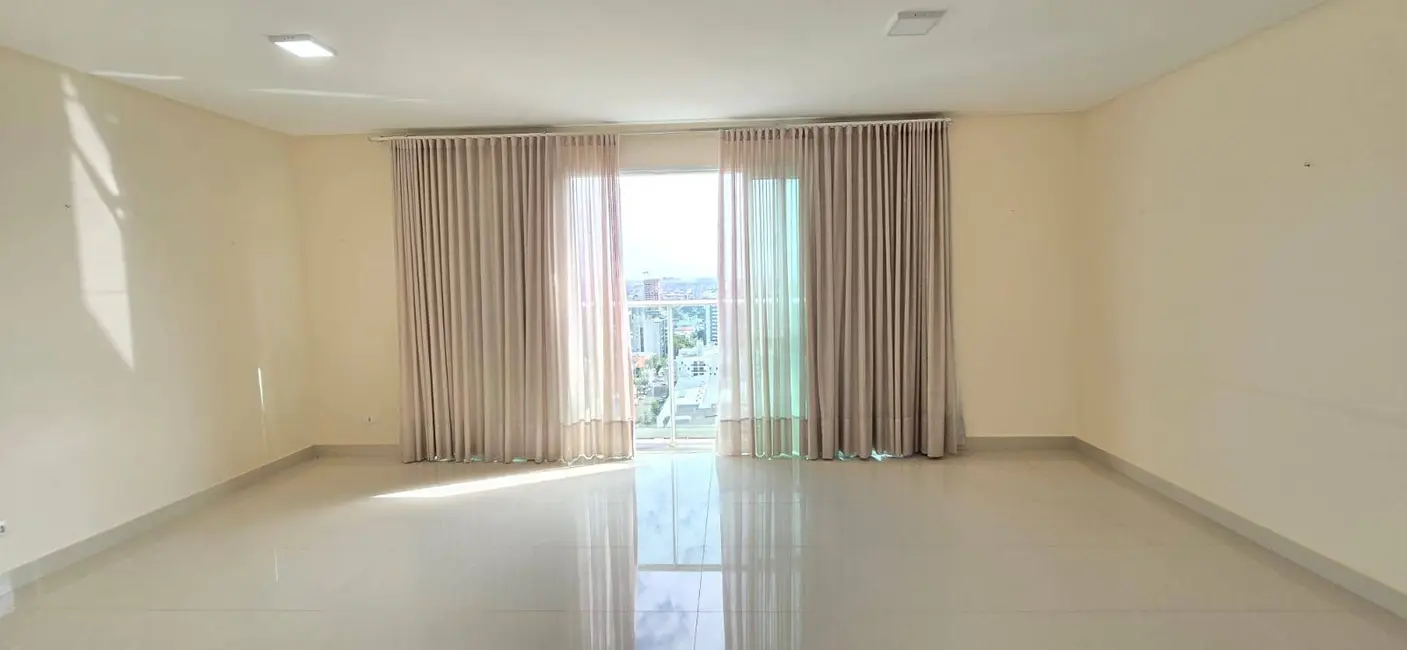Foto 2 de Apartamento com 2 quartos à venda, 135m2 em Centro, Cascavel - PR