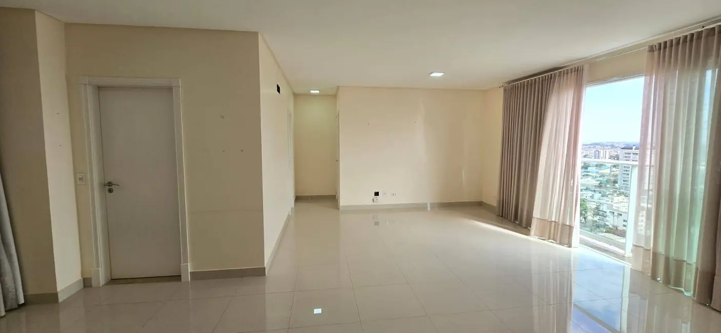 Foto 6 de Apartamento com 2 quartos à venda, 135m2 em Centro, Cascavel - PR