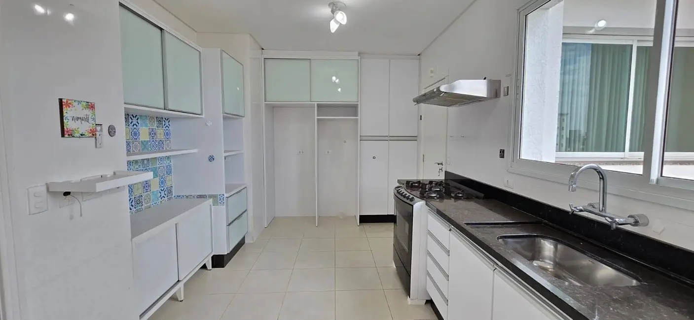 Foto 9 de Apartamento com 2 quartos à venda, 135m2 em Centro, Cascavel - PR