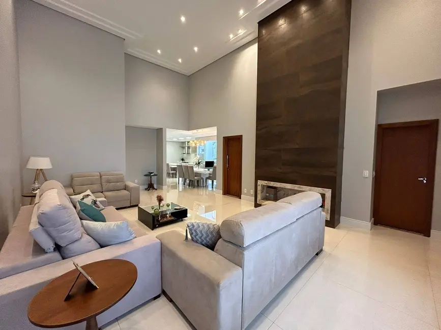 Foto 5 de Casa com 4 quartos à venda, 430m2 em Neva, Cascavel - PR