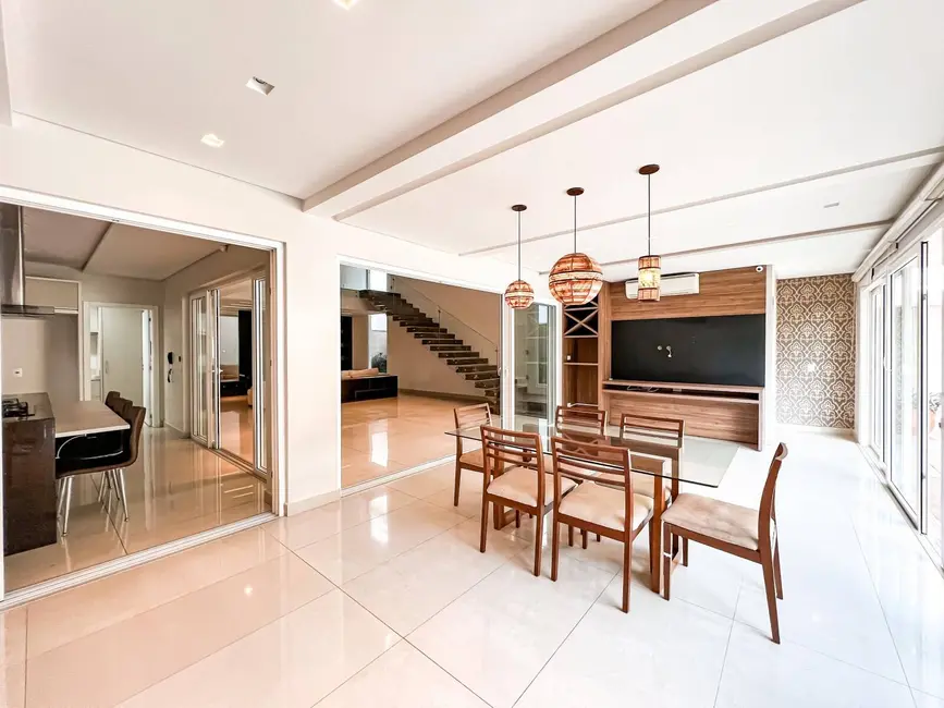 Foto 3 de Casa de Condomínio com 4 quartos à venda, 600m2 em FAG, Cascavel - PR