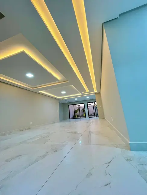 Foto 6 de Casa com 3 quartos à venda, 360m2 em Parque Verde, Cascavel - PR