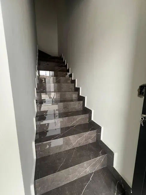 Foto 5 de Sobrado com 3 quartos à venda, 135m2 em Floresta, Cascavel - PR