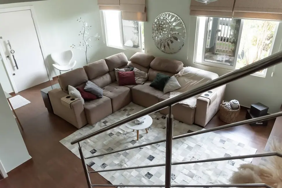 Foto 2 de Sobrado com 4 quartos à venda, 200m2 em Country, Cascavel - PR