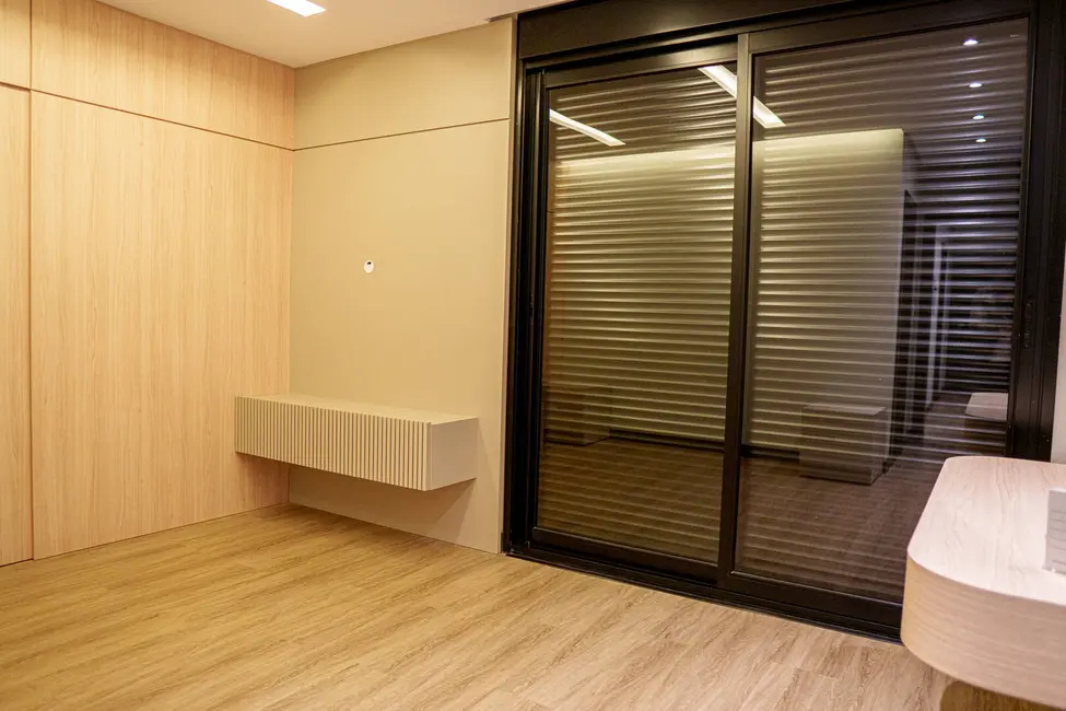 Foto 9 de Sobrado com 3 quartos à venda, 236m2 em Recanto Tropical, Cascavel - PR