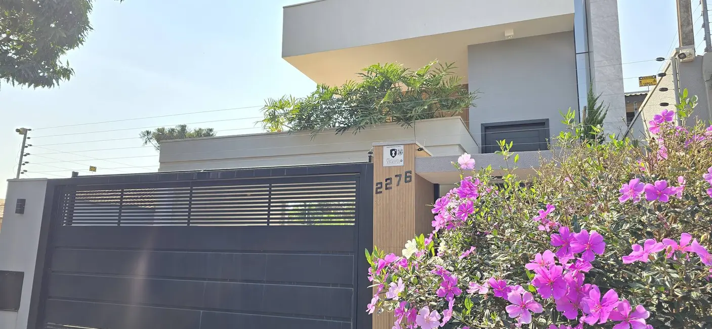 Foto 9 de Sobrado com 4 quartos à venda, 271m2 em Country, Cascavel - PR