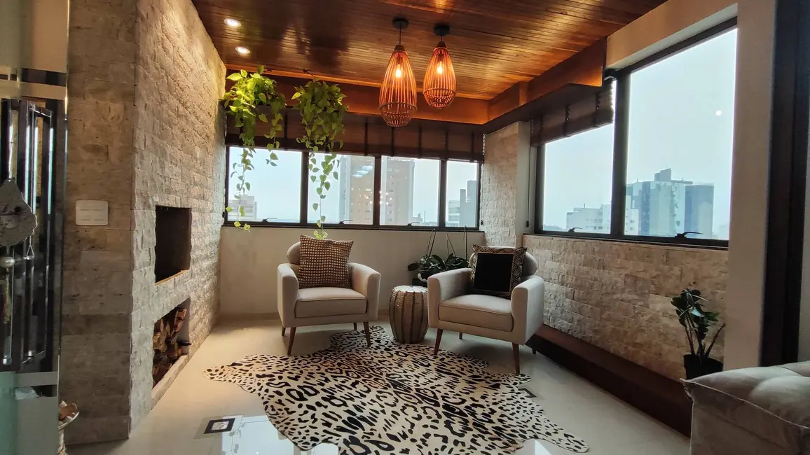 Foto 1 de Apartamento com 2 quartos à venda, 173m2 em Centro, Cascavel - PR