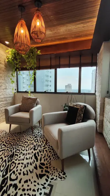 Foto 3 de Apartamento com 2 quartos à venda, 173m2 em Centro, Cascavel - PR