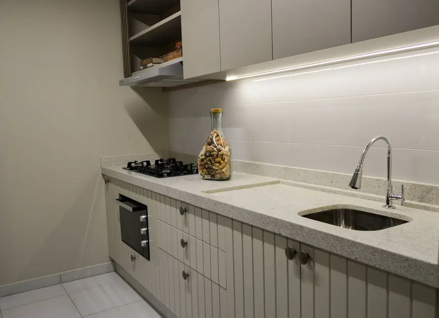 Foto 6 de Apartamento com 2 quartos à venda, 61m2 em Pioneiros Catarinenses, Cascavel - PR