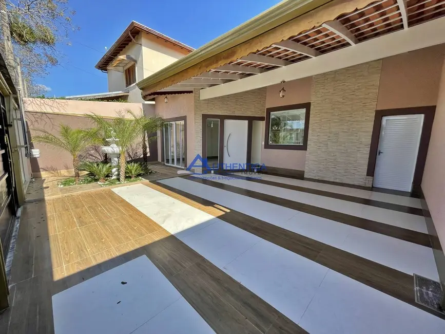 Foto 2 de Casa com 3 quartos à venda e para alugar, 250m2 em Itupeva - SP