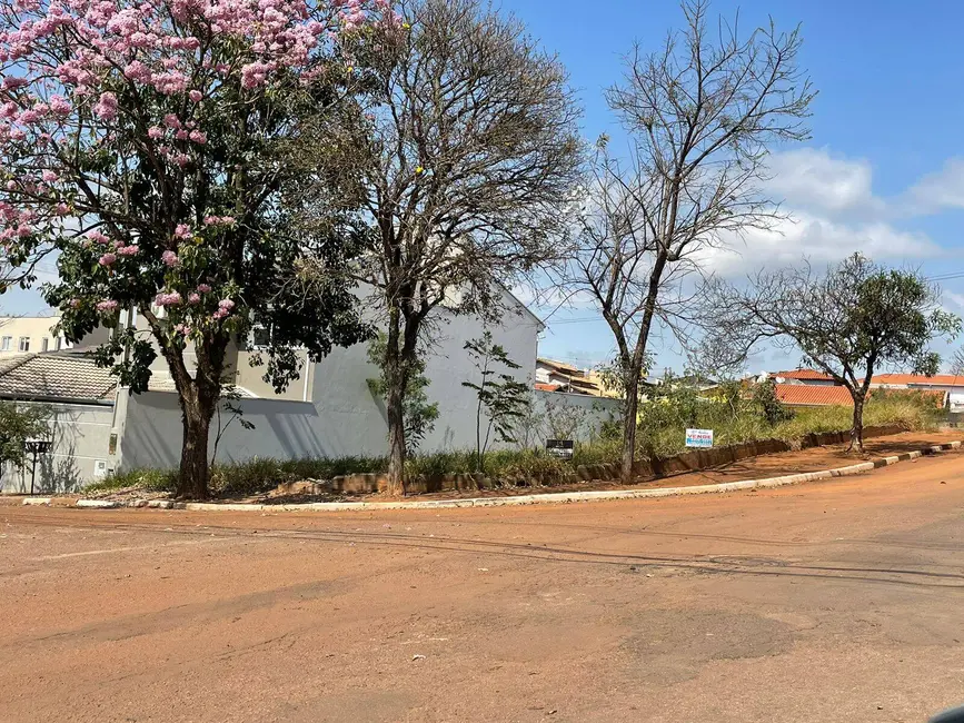 Foto 1 de Terreno / Lote à venda, 306m2 em Itupeva - SP