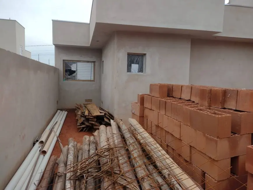 Foto 2 de Casa com 2 quartos à venda, 250m2 em Itupeva - SP