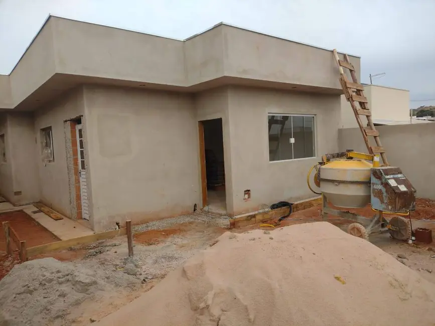 Foto 1 de Casa com 2 quartos à venda, 250m2 em Itupeva - SP