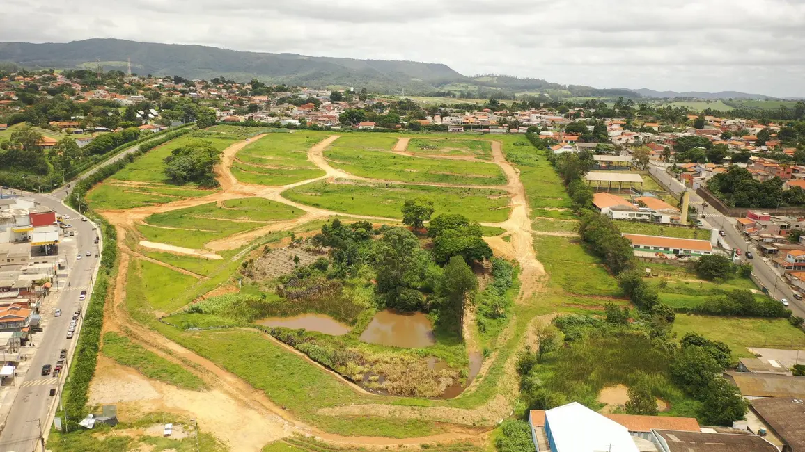 Foto 3 de Terreno / Lote à venda, 250m2 em Cabreuva - SP