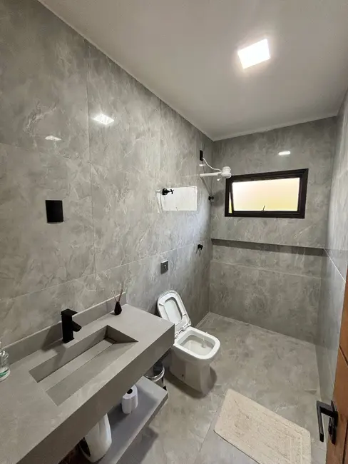 Foto 7 de Casa com 2 quartos à venda e para alugar, 250m2 em Itupeva - SP