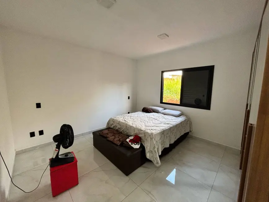Foto 9 de Casa com 2 quartos à venda e para alugar, 250m2 em Itupeva - SP