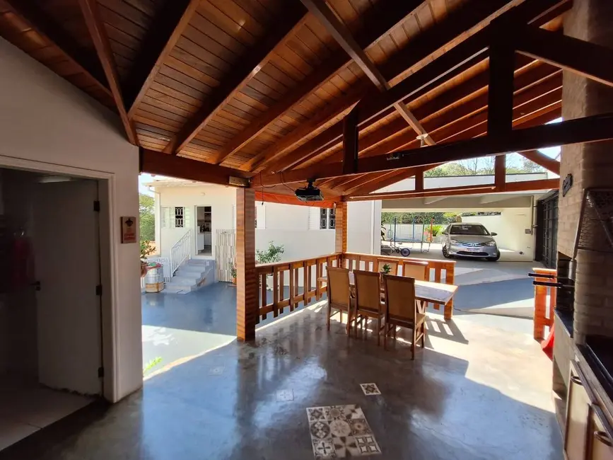 Casa com 3 quartos à venda, 297m2 em Itupeva - SP - imagem 4 Foto 4 de Casa com 3 quartos à venda, 297m2 em Itupeva - SP