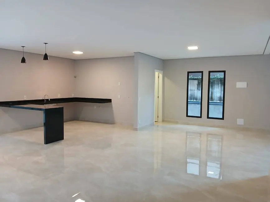 Foto 3 de Casa de Condomínio com 3 quartos à venda, 360m2 em Itupeva - SP