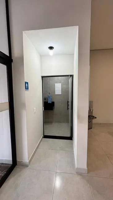 Sala Comercial à venda e para alugar, 303m2 em Itupeva - SP - imagem 5 Foto 5 de Sala Comercial à venda e para alugar, 303m2 em Itupeva - SP