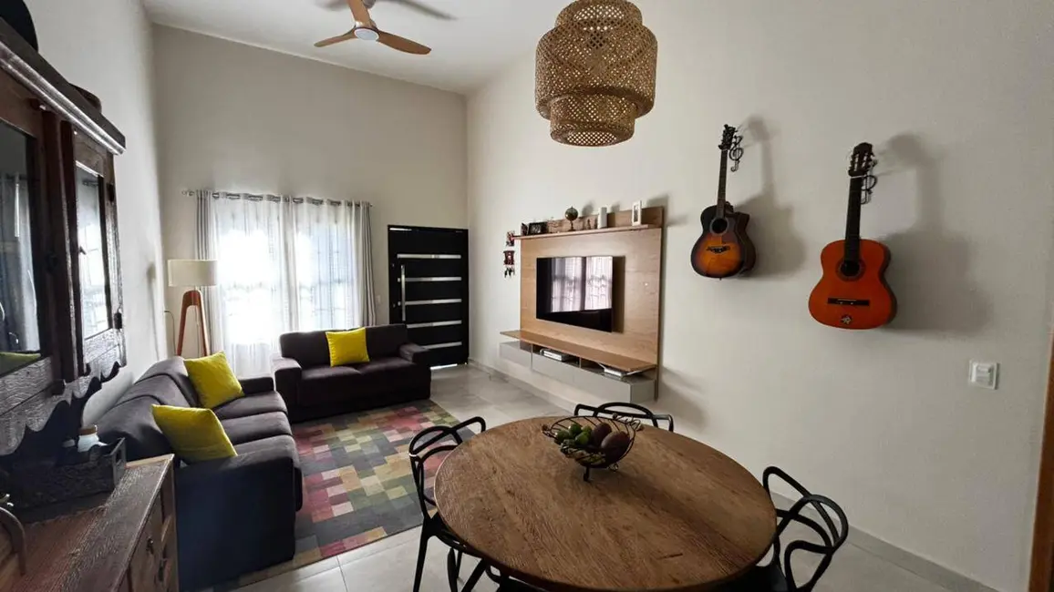 Foto 1 de Casa com 3 quartos à venda, 250m2 em Itupeva - SP