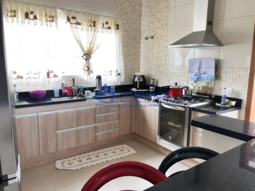 Foto 9 de Sobrado com 3 quartos à venda, 270m2 em Itupeva - SP